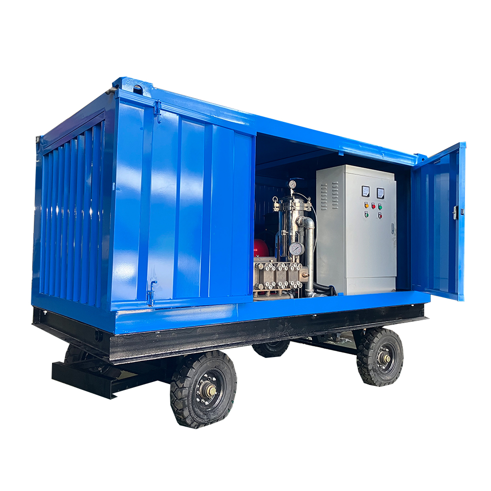 Advantages of fully automatic oil storage tank cleaning system in cleaning underground tanks at gas stations